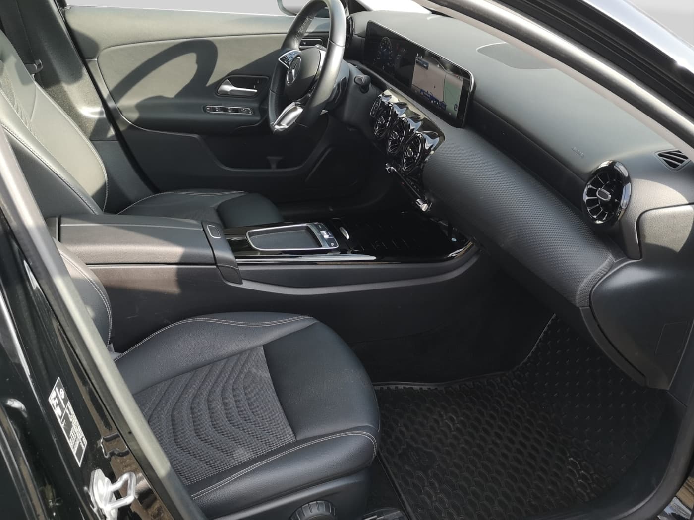 Mercedes-Benz A 180 d Bild 15