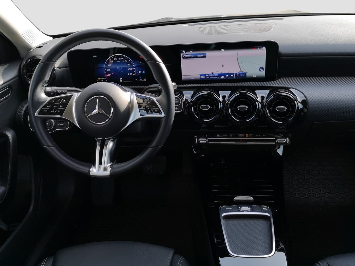 Mercedes-Benz A 180 d Bild 9