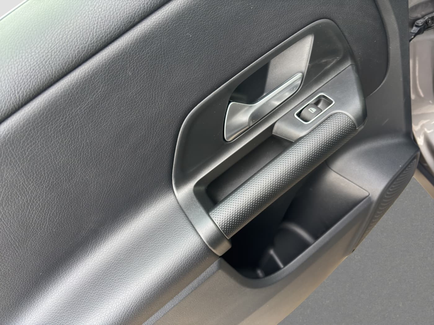 Mercedes-Benz GLB 180 d Bild 18