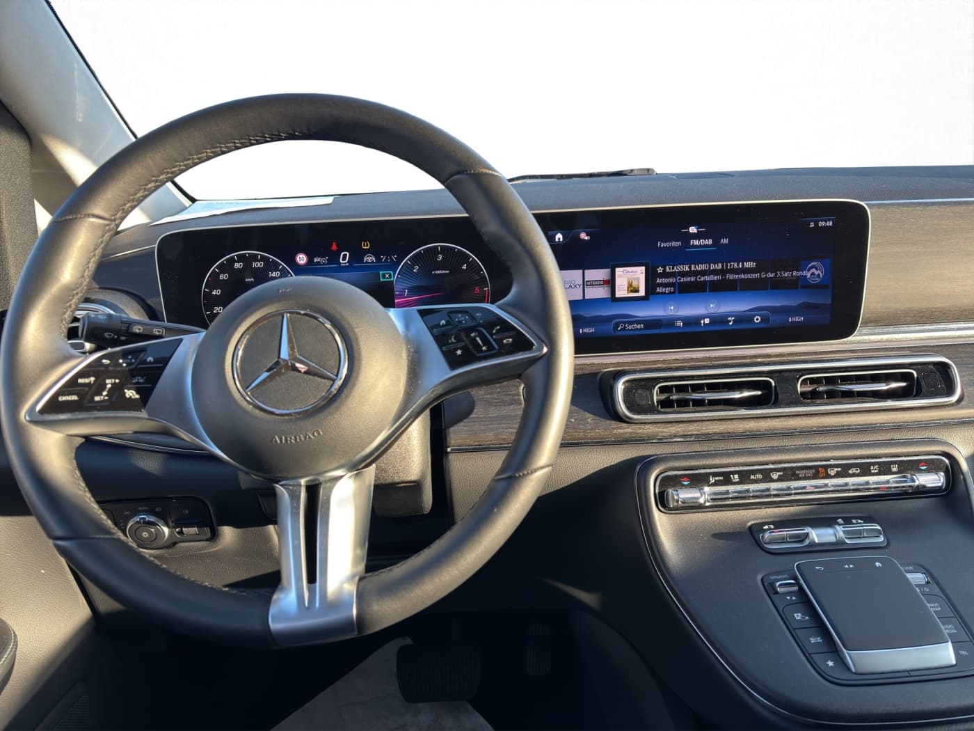 Mercedes-Benz V 300 d 4MATIC AVANTGARDE Extralang Bild 9