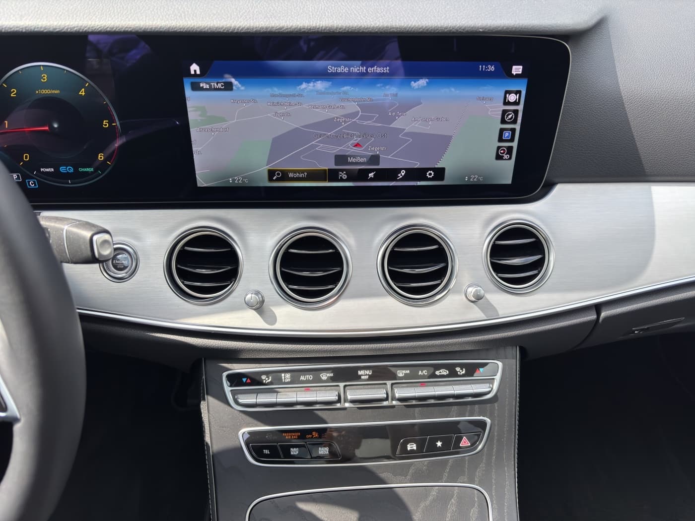 Mercedes-Benz E 220 d Bild 12