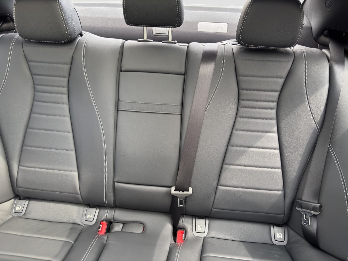 Mercedes-Benz E 220 d Bild 17