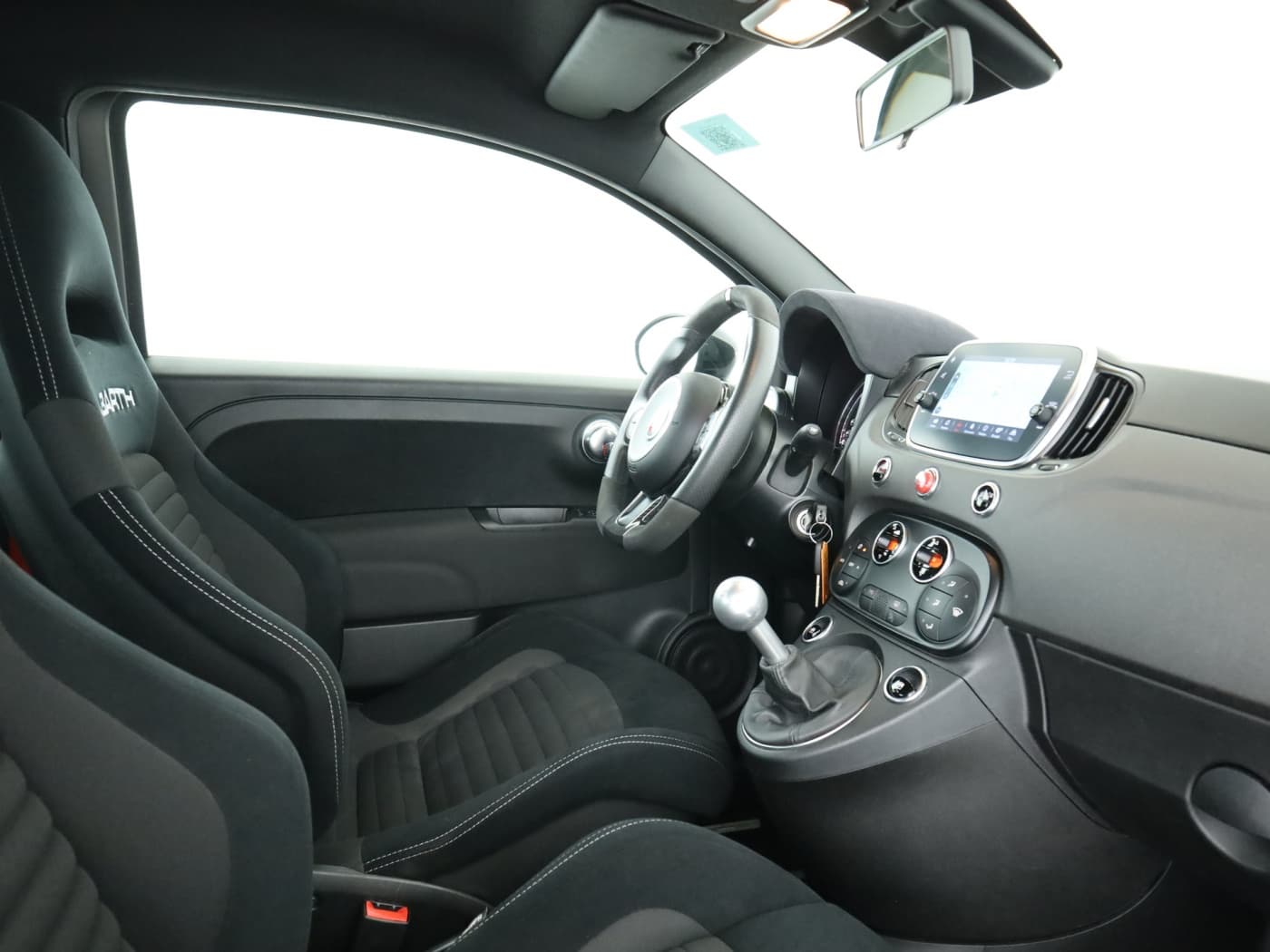 Fiat 500 Abarth 1.4 T-Jet 16V Competizione Bild 17