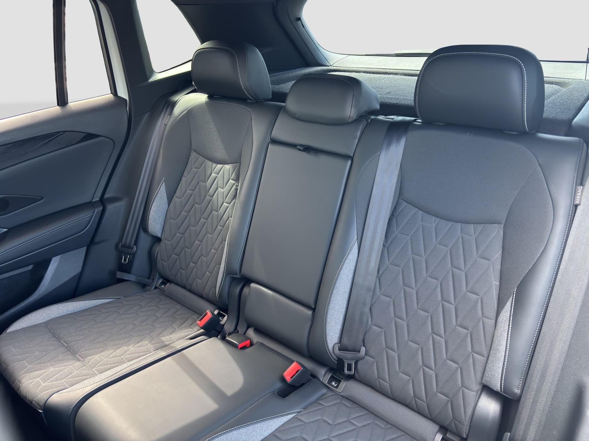Volkswagen Tiguan Life 1.5 TSI 150 PS DSG AHK NAVI ACC Kamera Bild 8