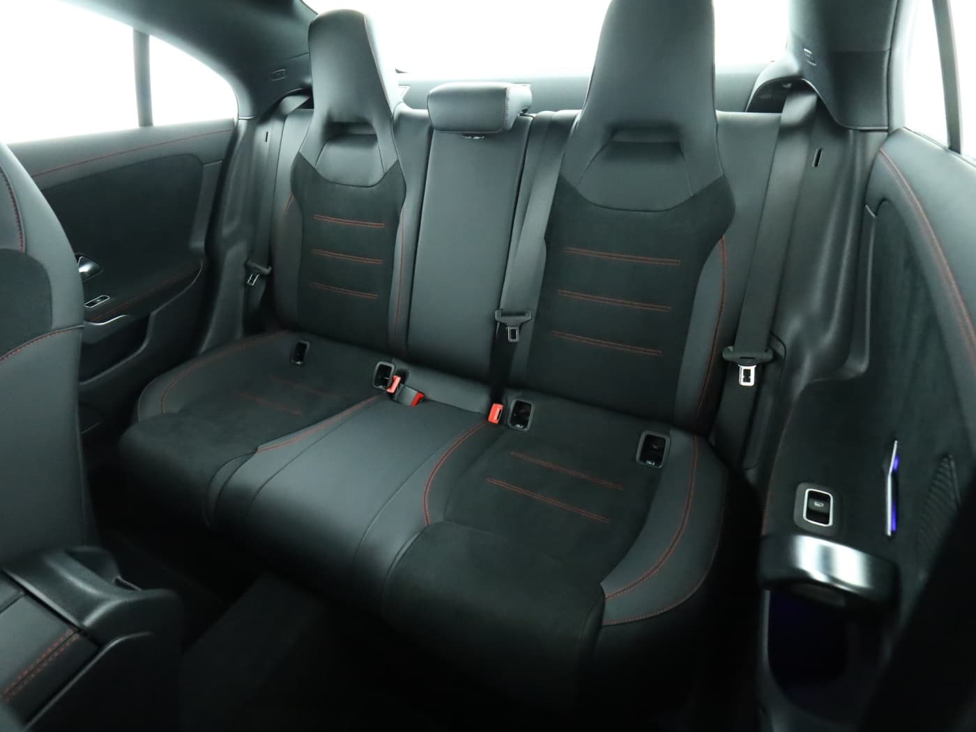 Mercedes-Benz CLA 250 e Bild 18