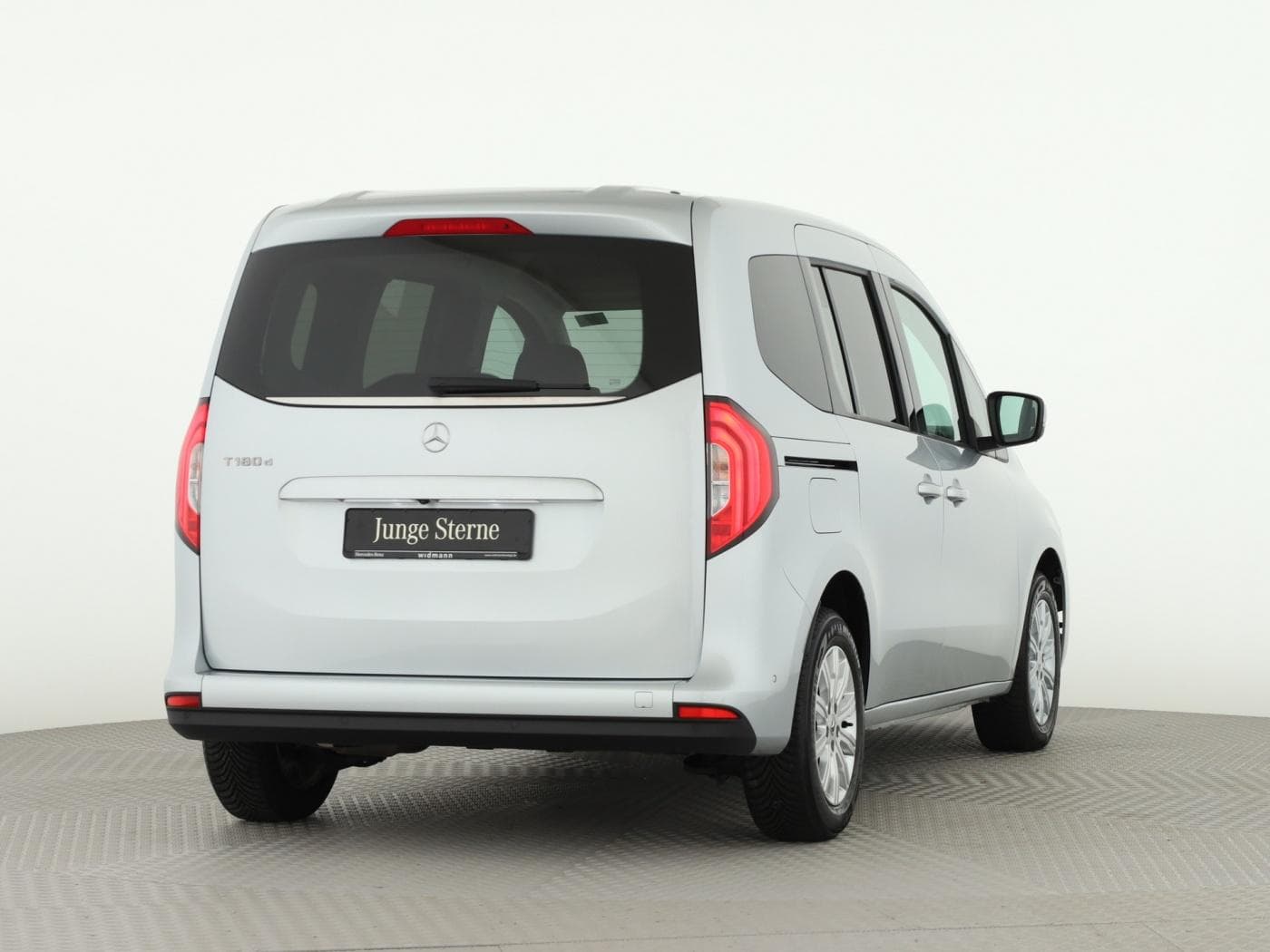 Mercedes-Benz T 180 d PROGRESSIVE Standard Bild 2