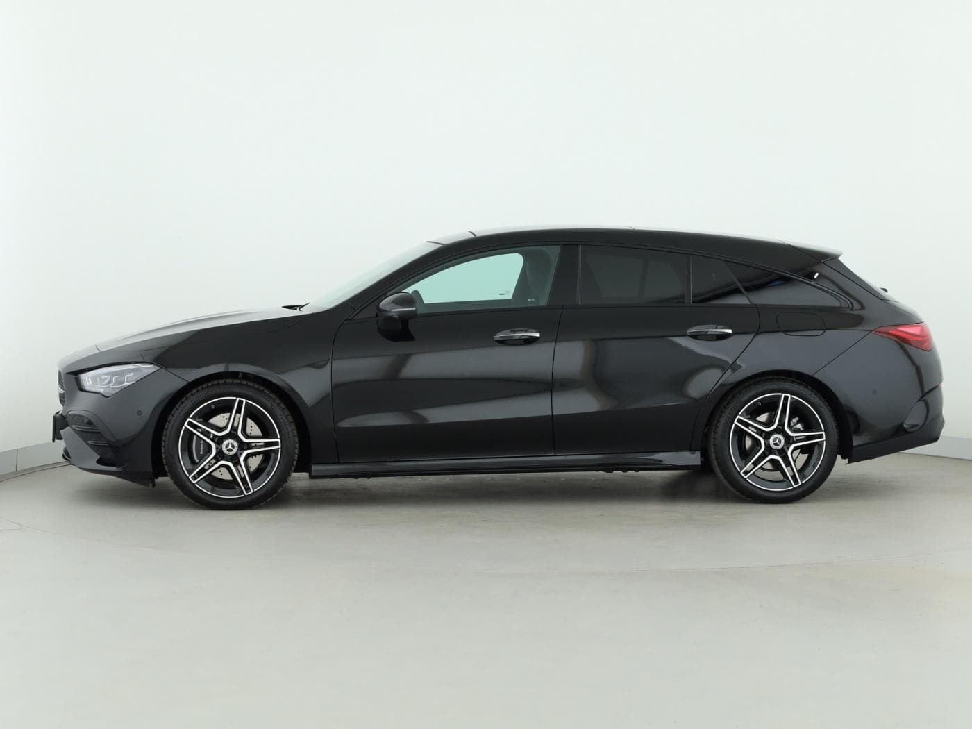 Mercedes-Benz CLA 220 d S B Bild 7