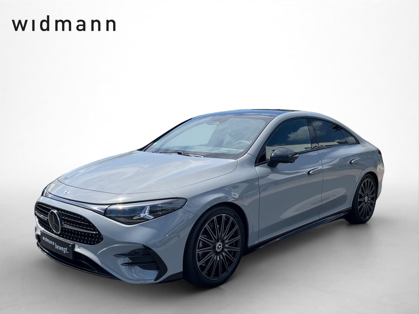 Mercedes-Benz CLA 220 4M Bild 1