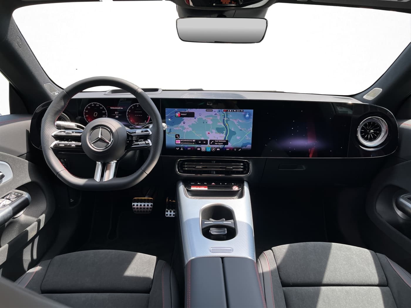 Mercedes-Benz CLA 220 4M Bild 9