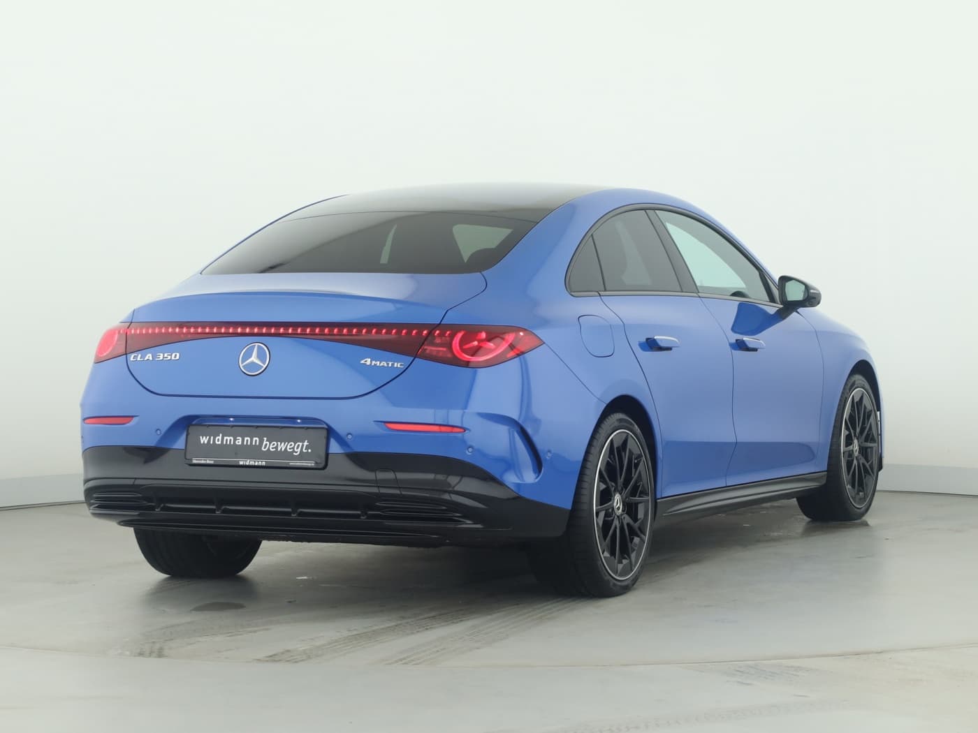 Mercedes-Benz CLA 350 4MATIC mit EQ Technologie Bild 2