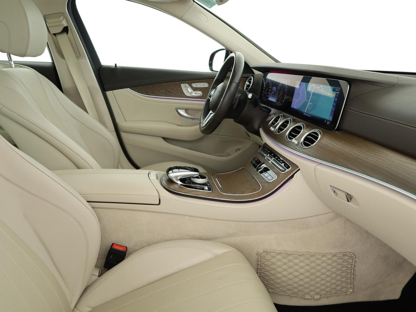Mercedes-Benz E 200 4M Bild 17