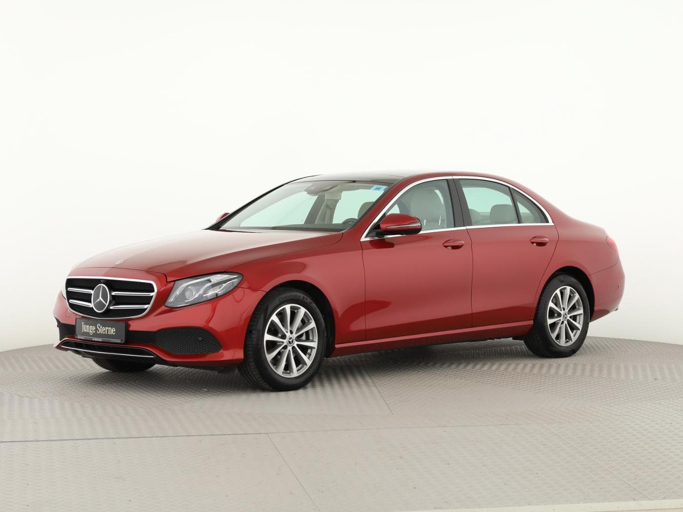 Mercedes-Benz E 200 4M Bild 5