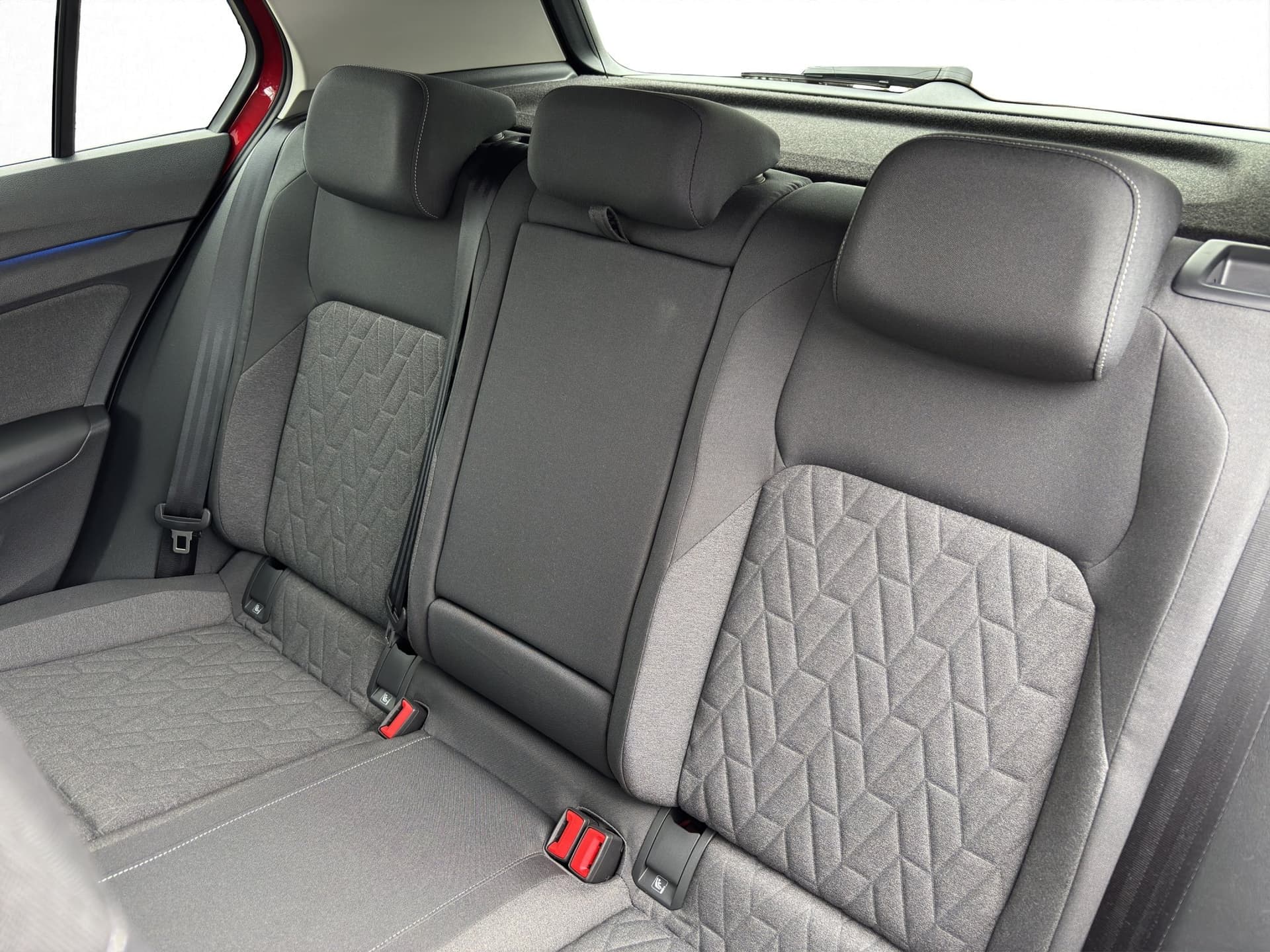 Volkswagen Golf Life 1.5 eTSI 115 PS DSG AHK NAVI KAMERA Bild 15