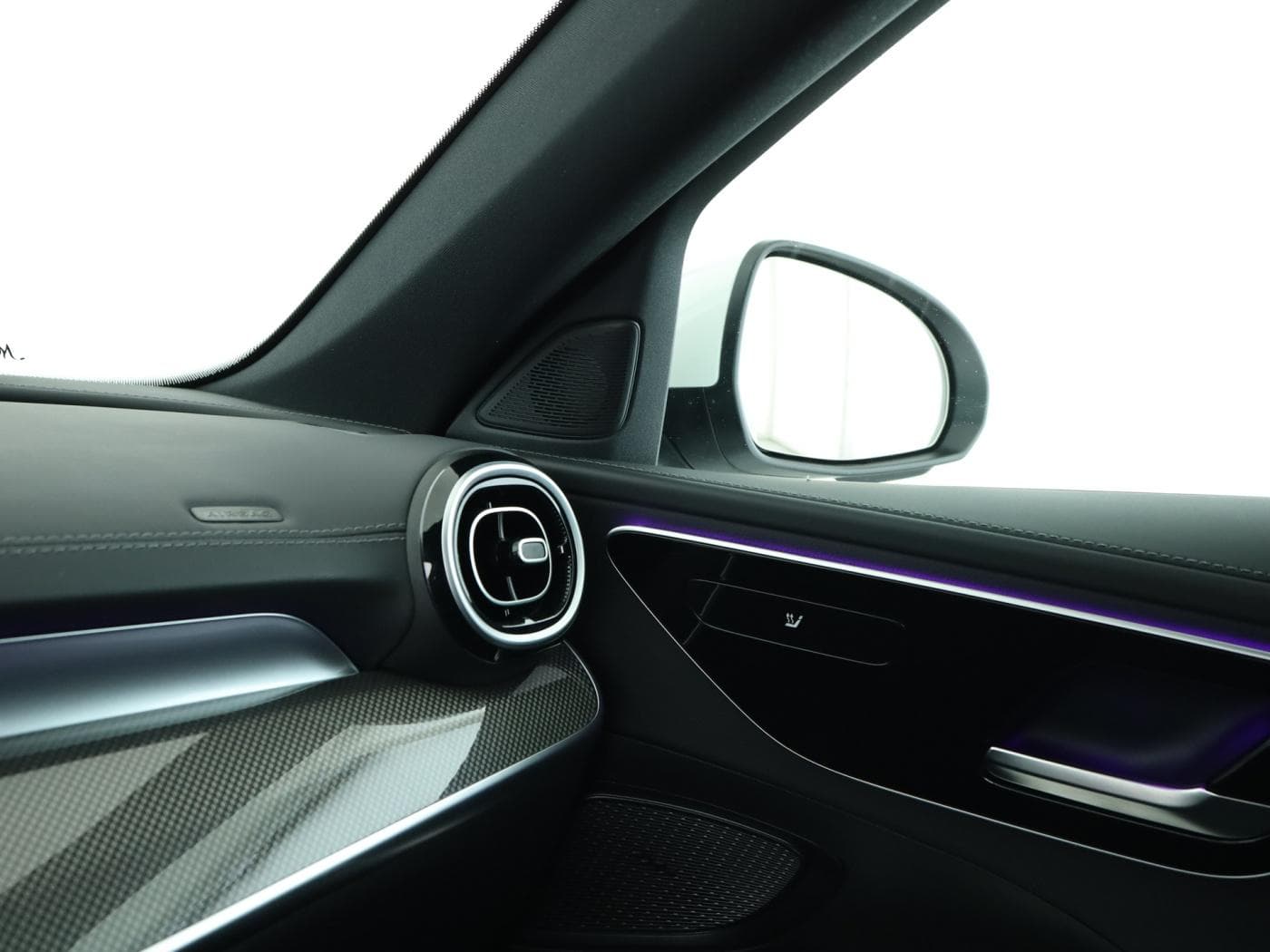 Mercedes-Benz C 300 d T Bild 16