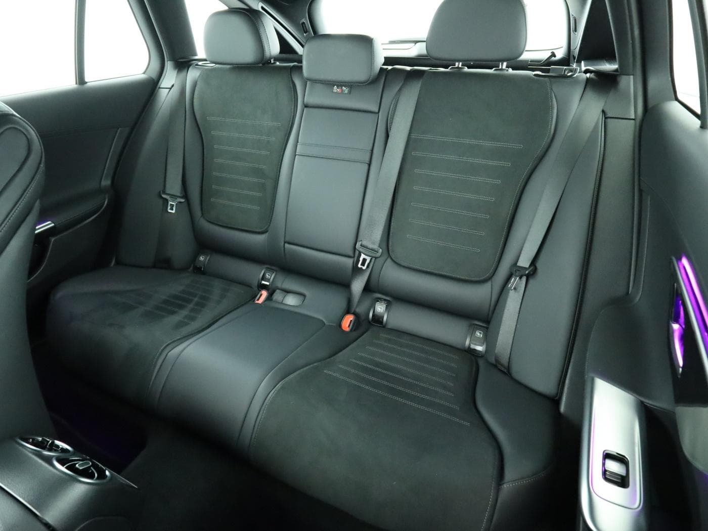 Mercedes-Benz C 300 d T Bild 18