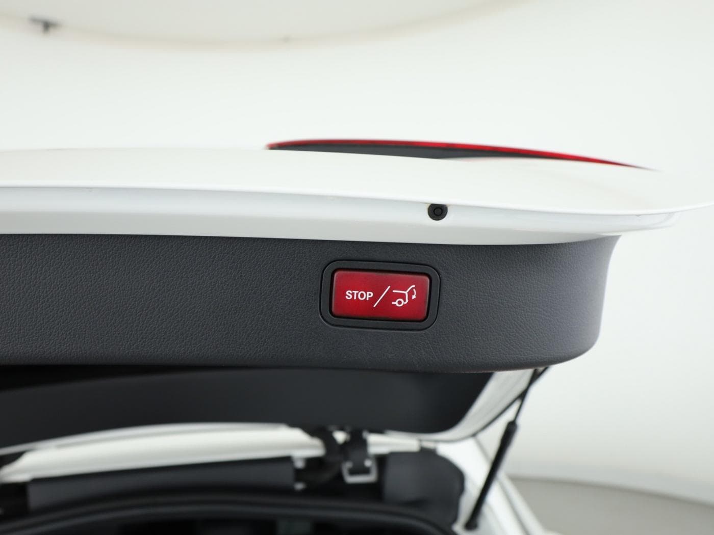 Mercedes-Benz C 300 d T Bild 24