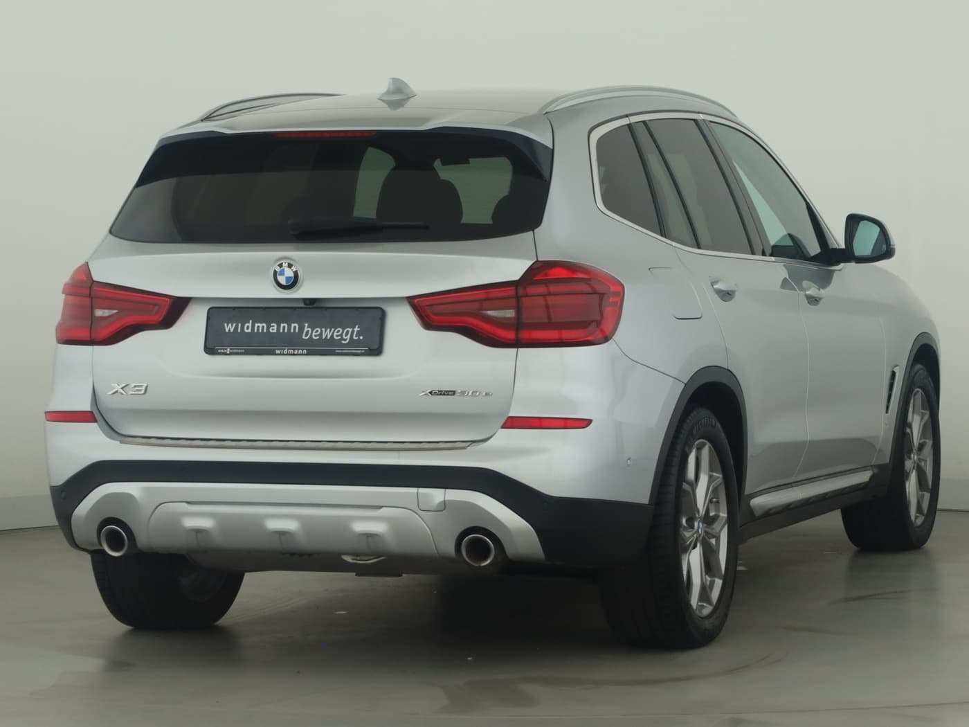 BMW X3 xDrive30e xLine Bild 2