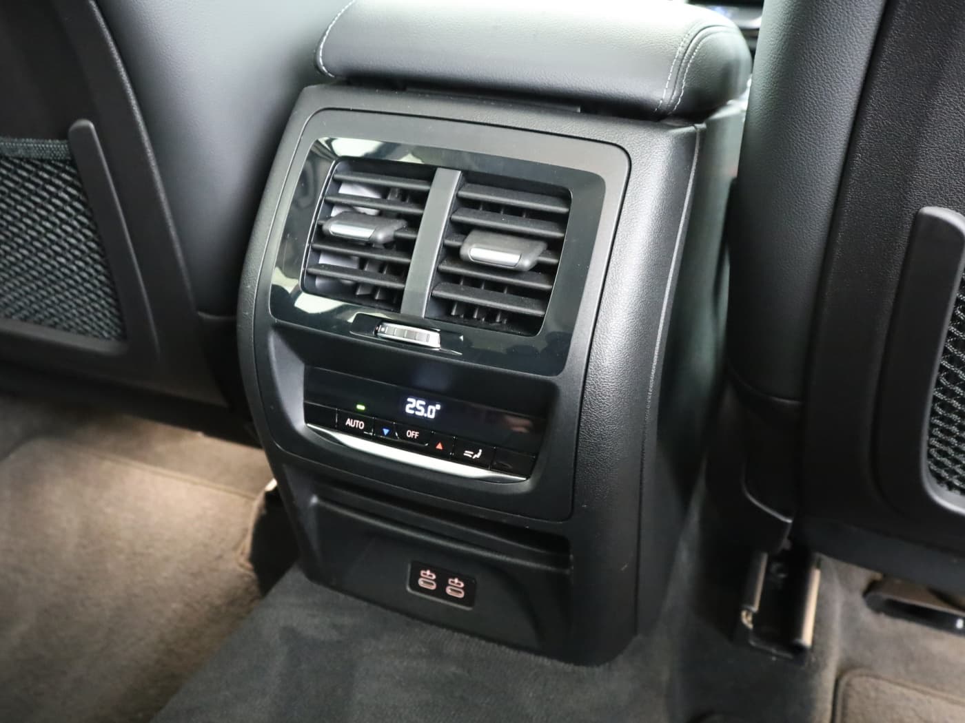 BMW X3 xDrive30e xLine Bild 23