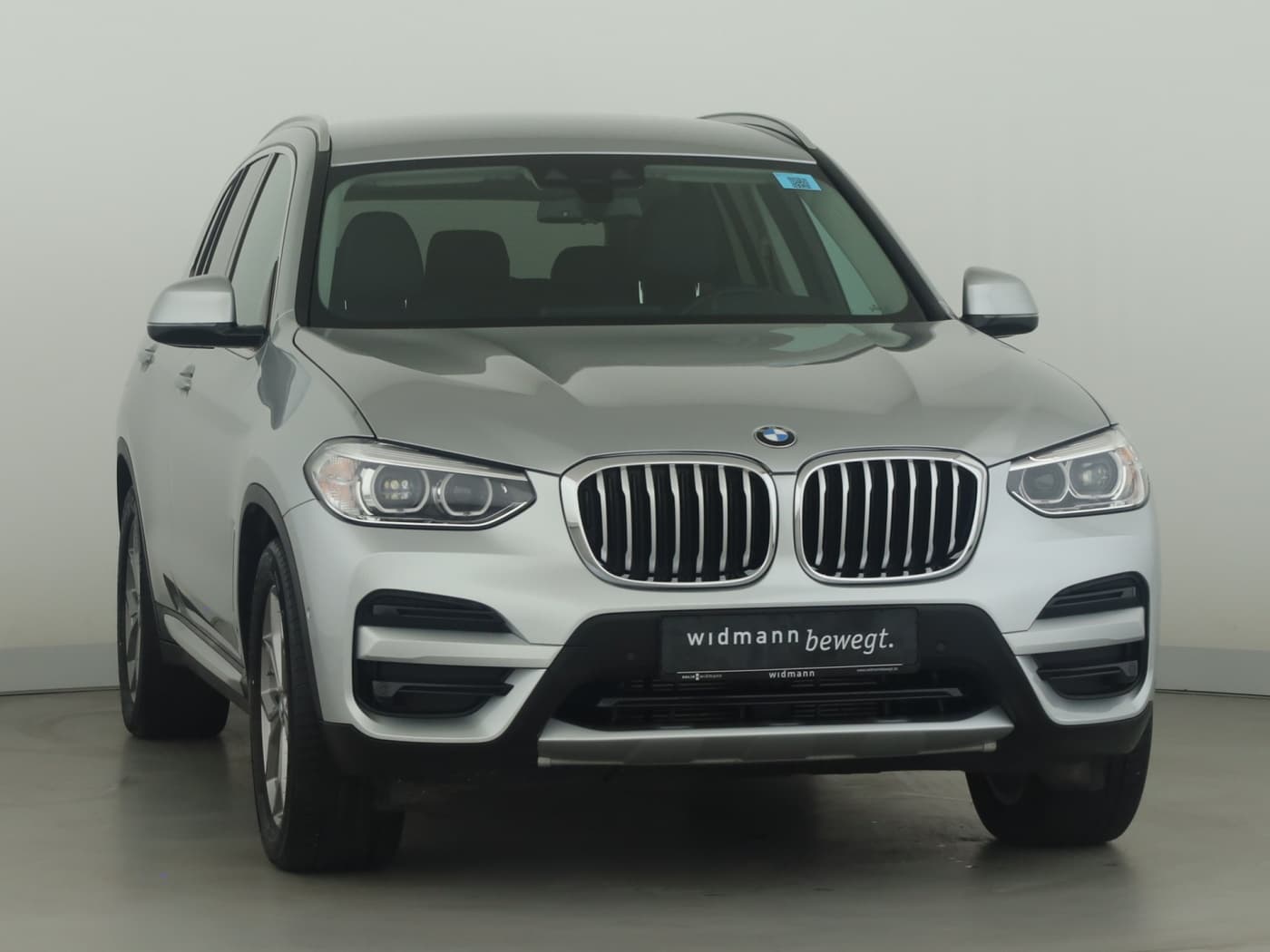 BMW X3 xDrive30e xLine Bild 3