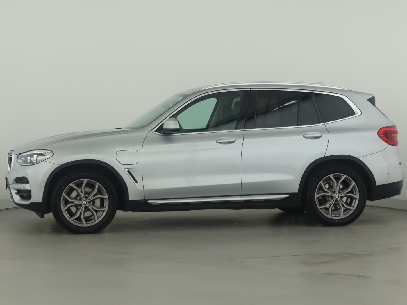 BMW X3 xDrive30e xLine Bild 7