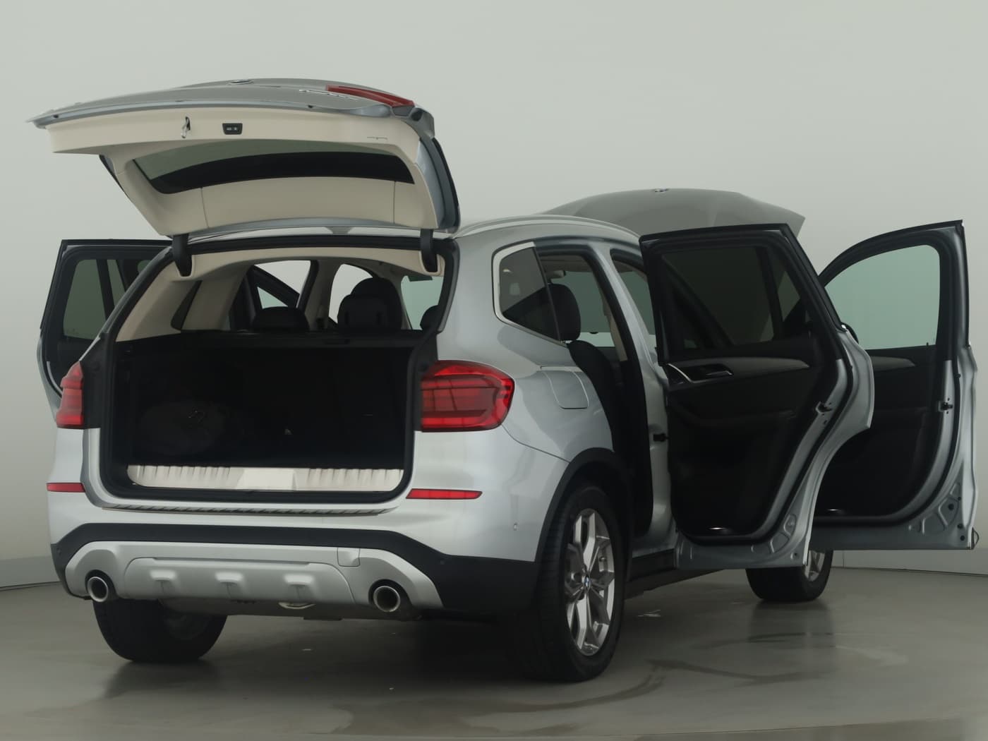 BMW X3 xDrive30e xLine Bild 9