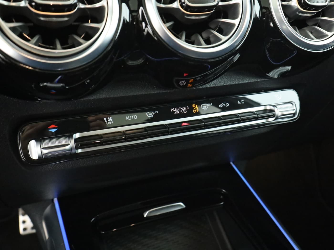 Mercedes-Benz GLB 200 Bild 14
