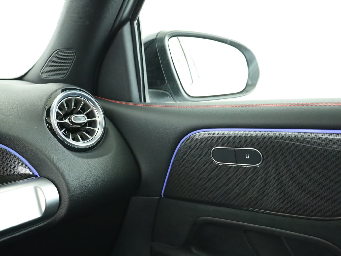 Mercedes-Benz GLB 200 Bild 16
