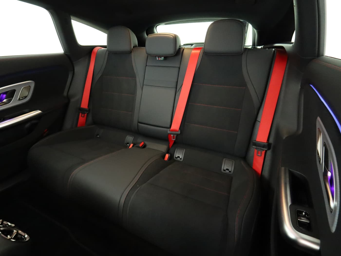 Mercedes-Benz CLA 350 4MATIC SB EQ Bild 18