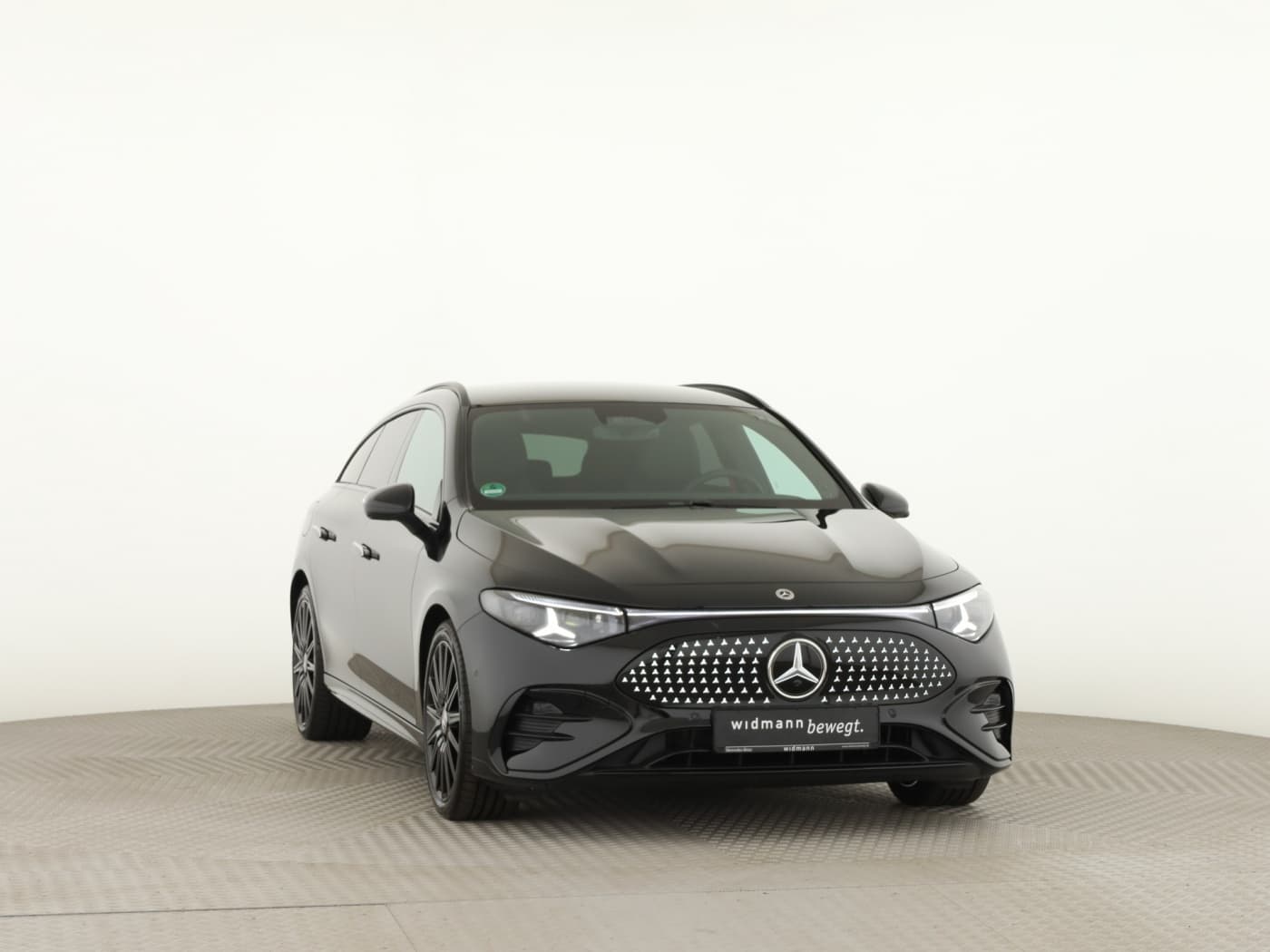 Mercedes-Benz CLA 350 4MATIC SB EQ Bild 3