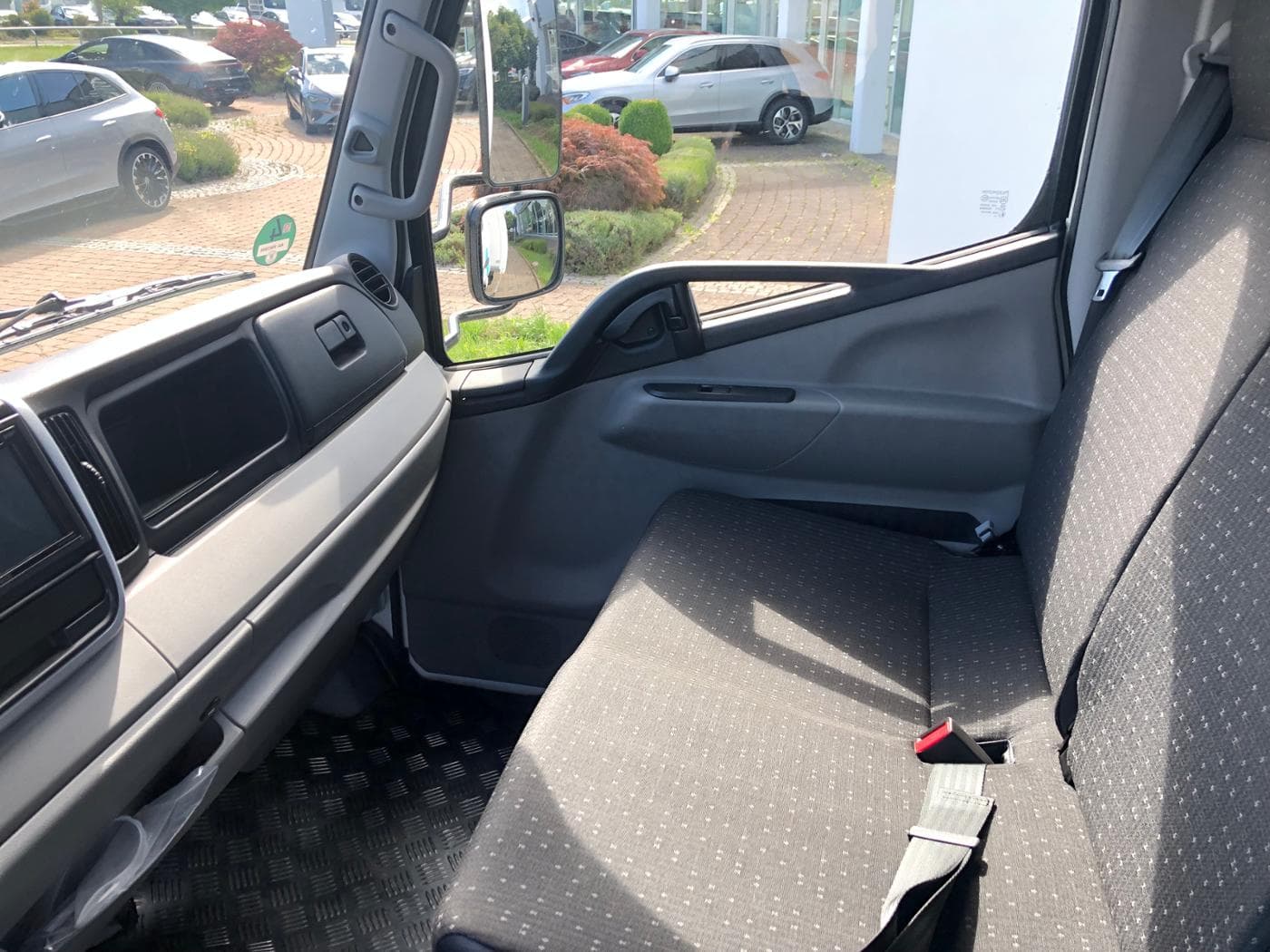 FUSO Canter 7C18 AMT Koffer LBW Bild 14