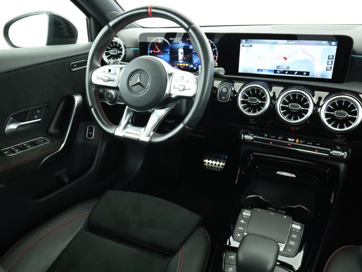 Mercedes-Benz A 35 AMG 4M Bild 10