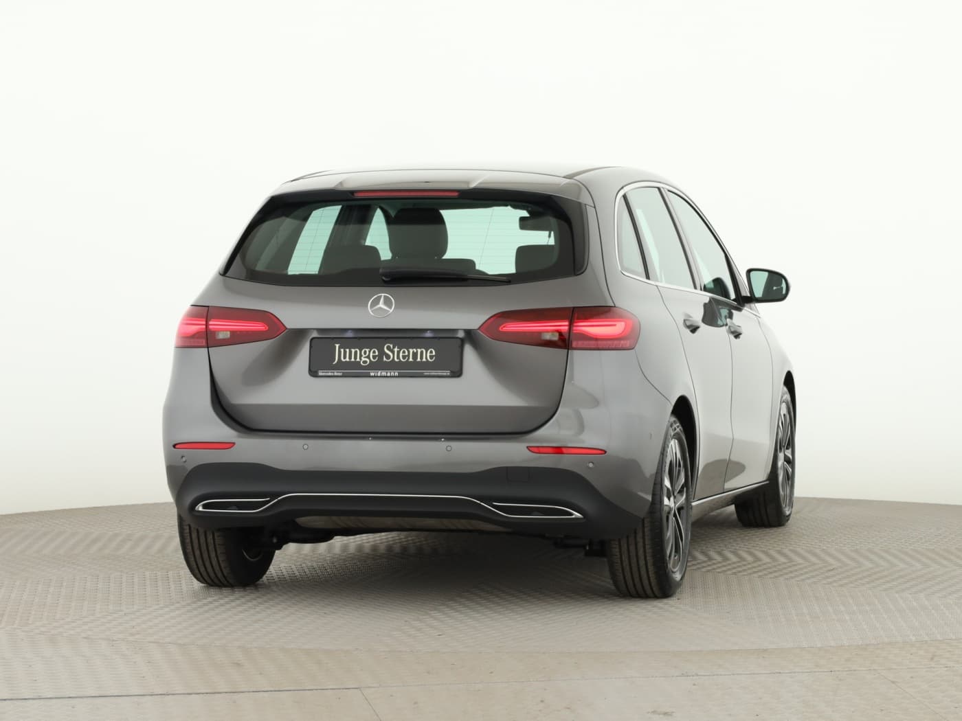 Mercedes-Benz B 200 Bild 2