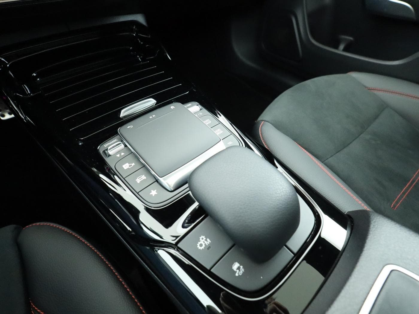Mercedes-Benz CLA 35 AMG 4M SB Bild 15