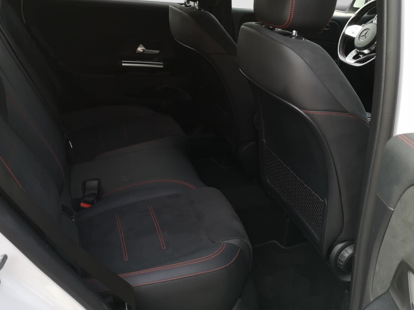 Mercedes-Benz B 250 e Bild 16