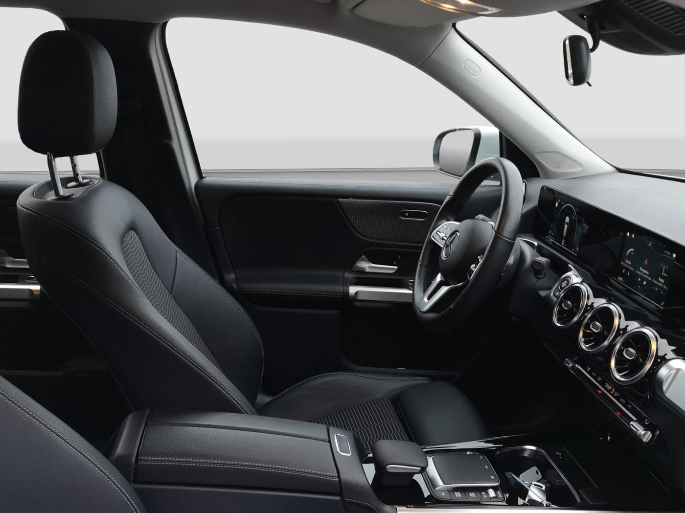 Mercedes-Benz GLB 220 d 4M Bild 14