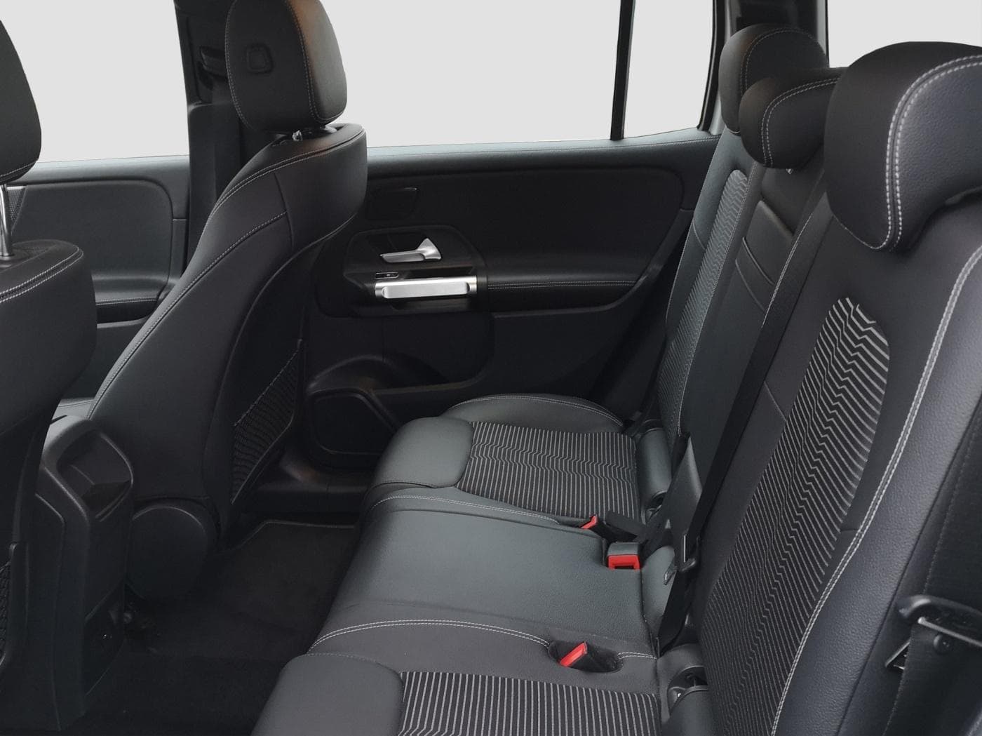 Mercedes-Benz GLB 220 d 4M Bild 15