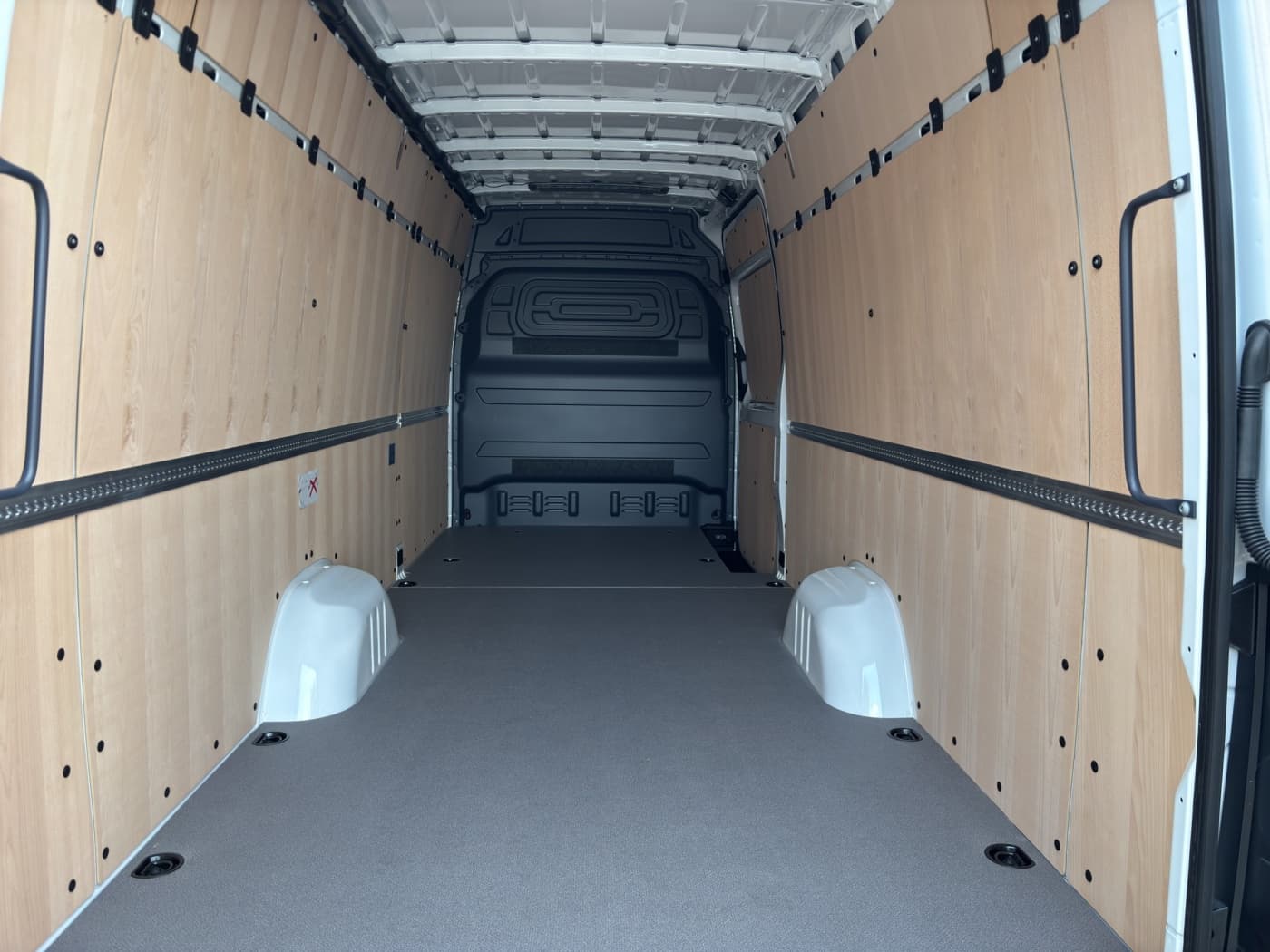 Mercedes-Benz Sprinter 319 CDI Kasten PRO Hochdach Extralang Bild 18
