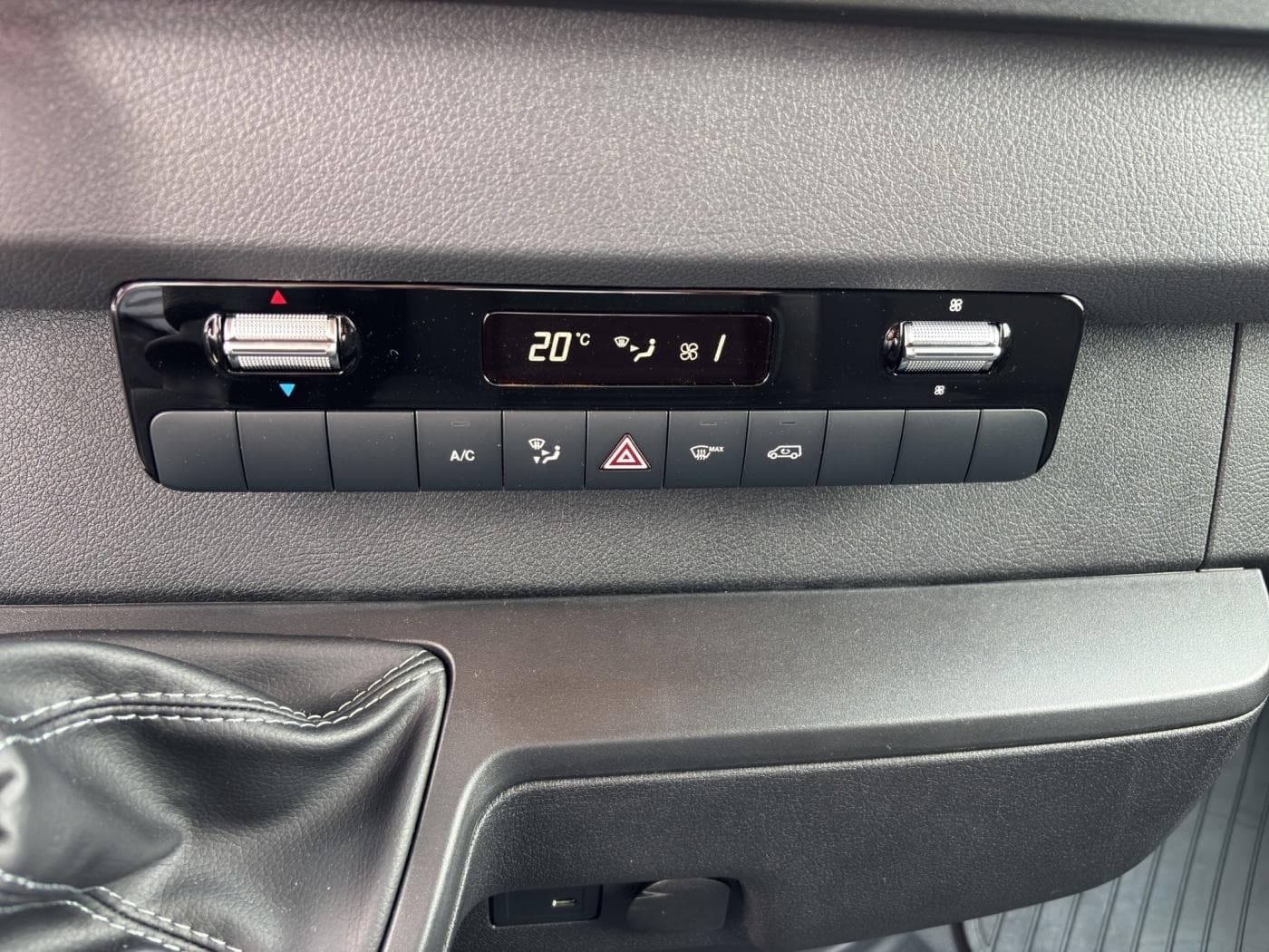 Mercedes-Benz Sprinter 317 CDI Kasten Hochdach Lang Bild 13