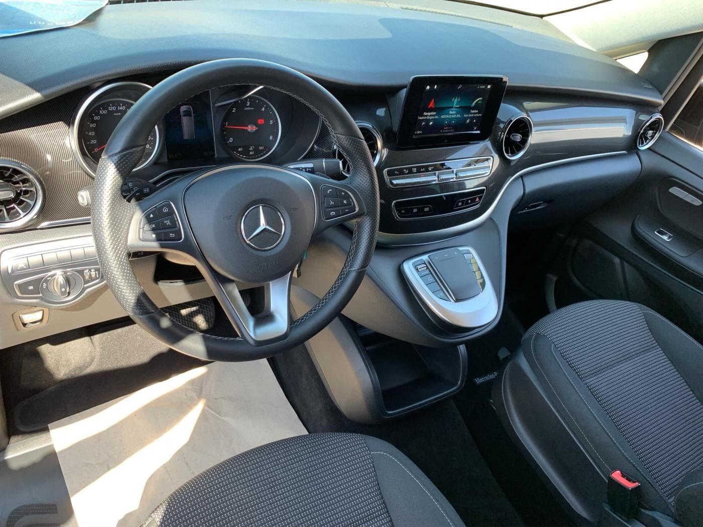 Mercedes-Benz V 220 d RISE Kompakt Bild 9