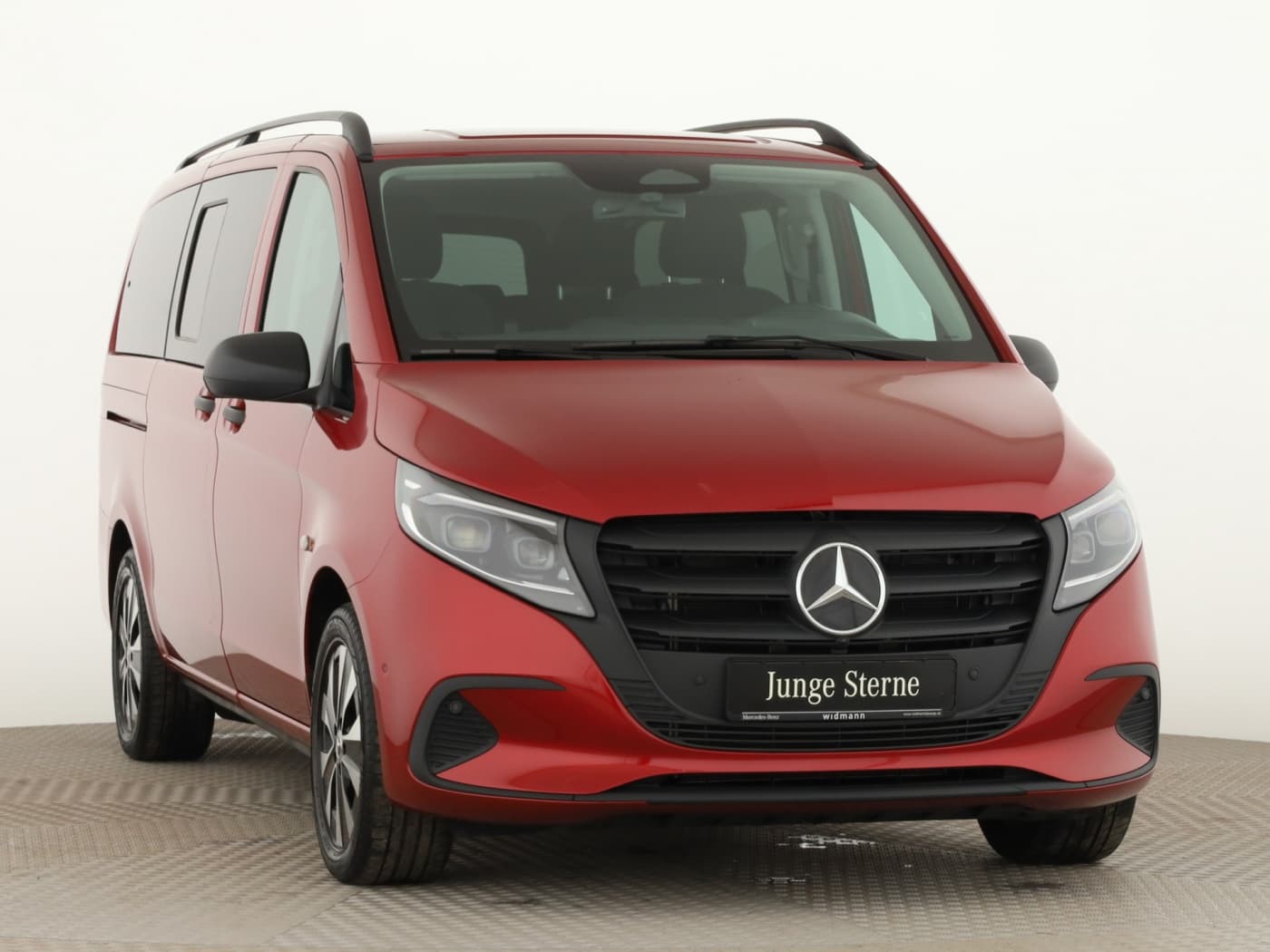 Mercedes-Benz Vito 114 CDI Tourer PRO Lang Bild 3