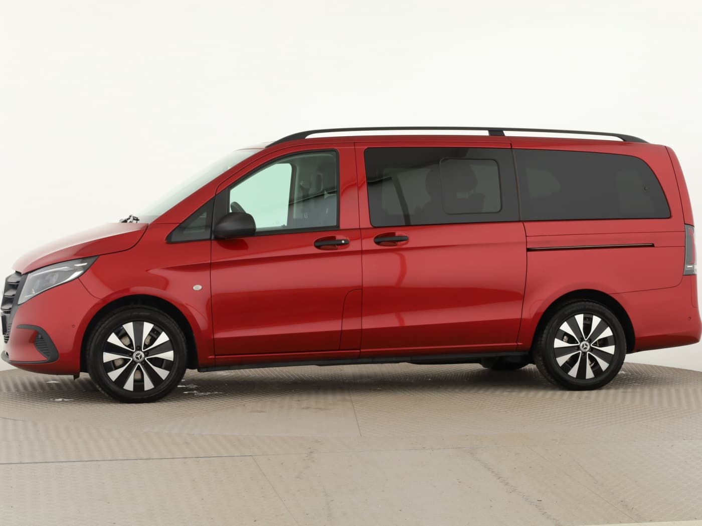 Mercedes-Benz Vito 114 CDI Tourer PRO Lang Bild 7