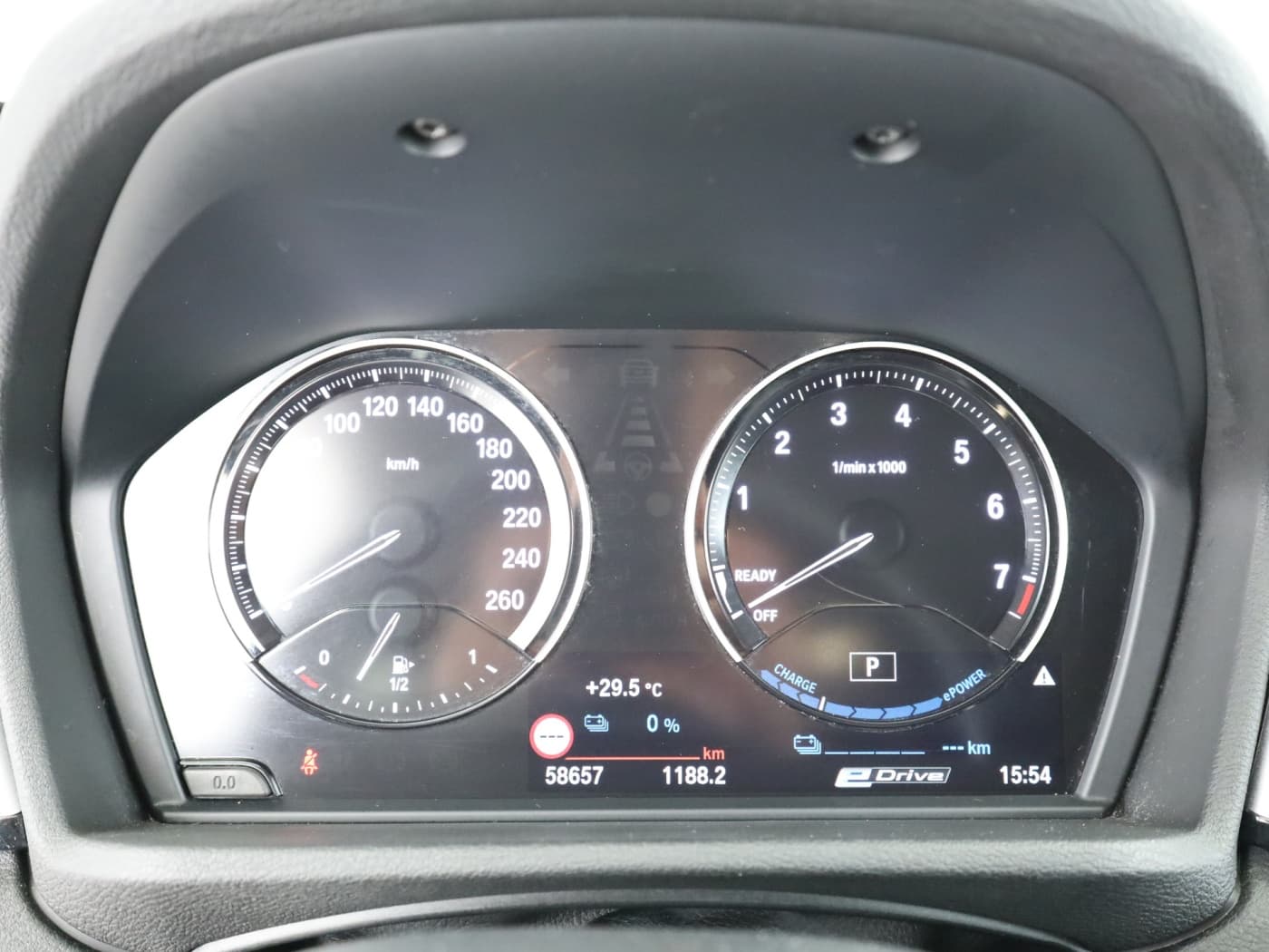 BMW X1 xDrive25e Advantage Bild 12