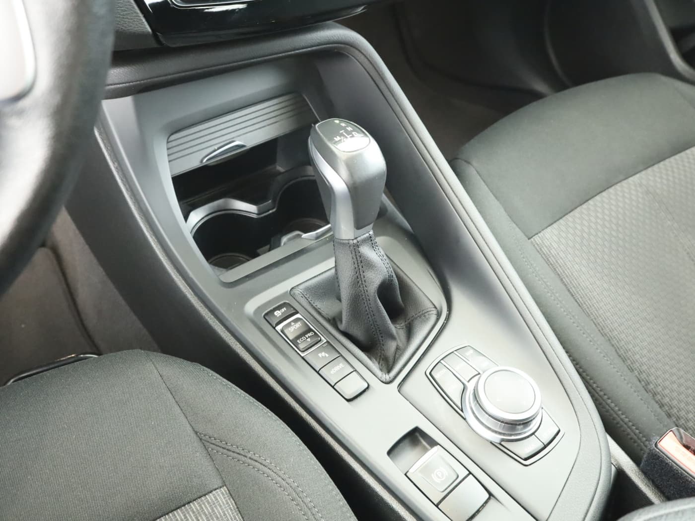 BMW X1 xDrive25e Advantage Bild 15