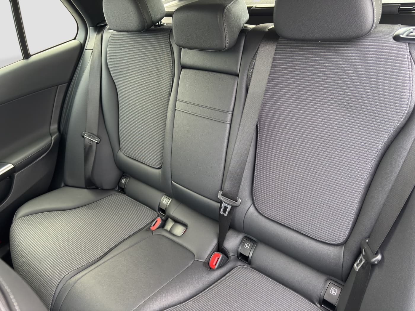 Mercedes-Benz C 220 d T Bild 16