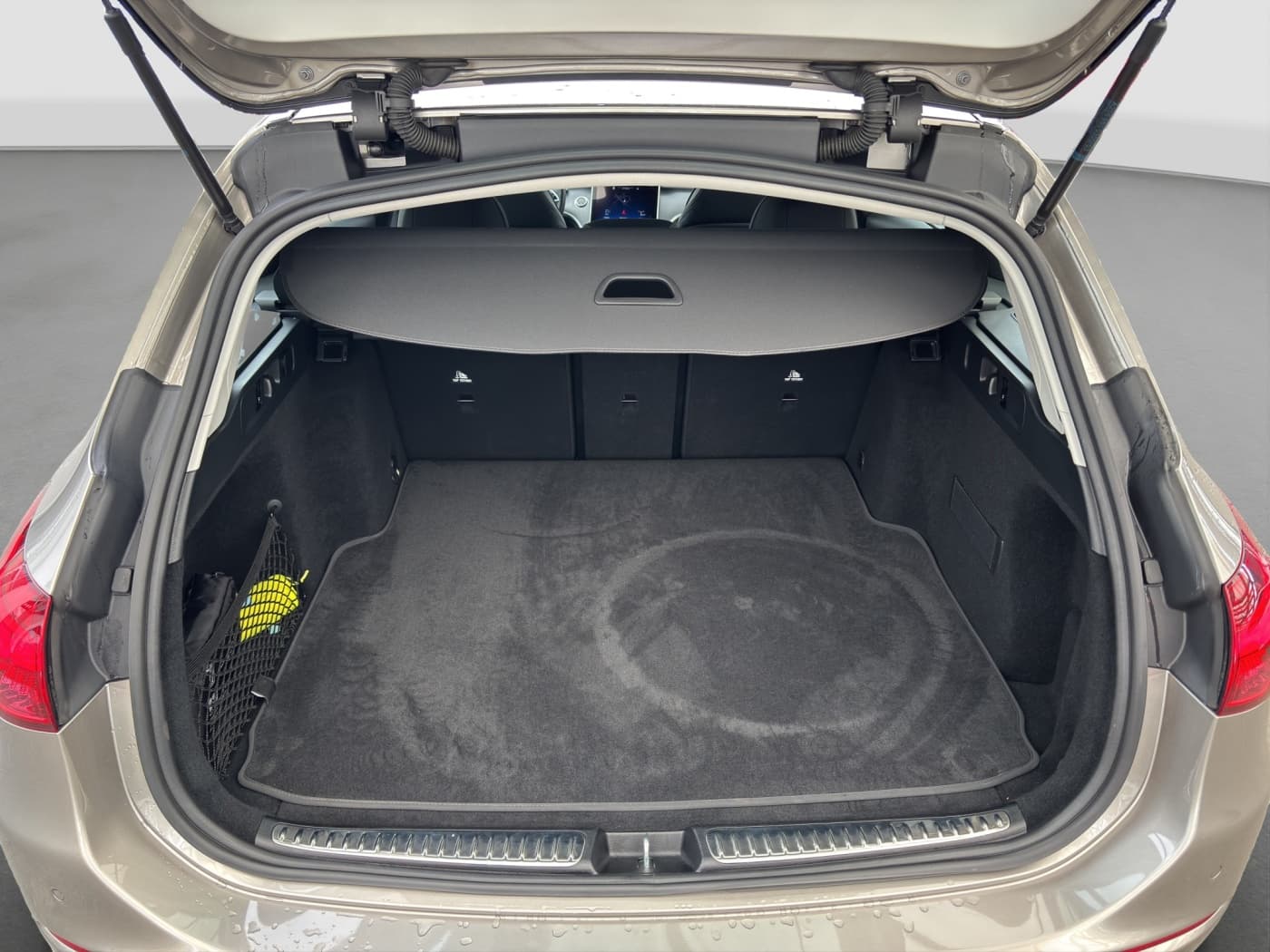Mercedes-Benz C 220 d T Bild 18