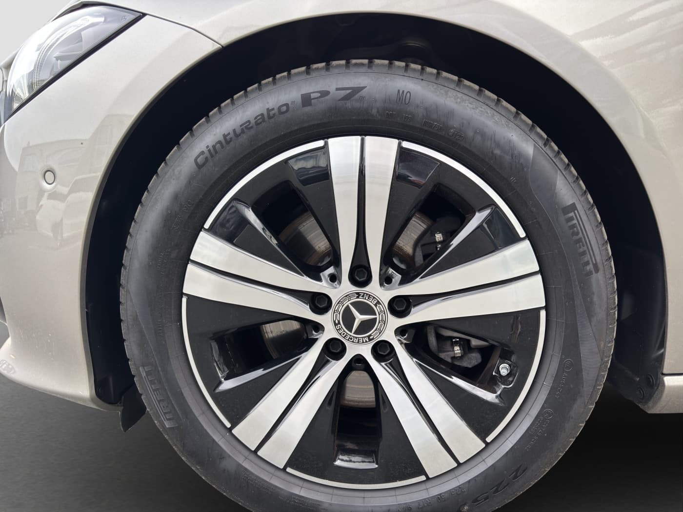 Mercedes-Benz C 220 d T Bild 19