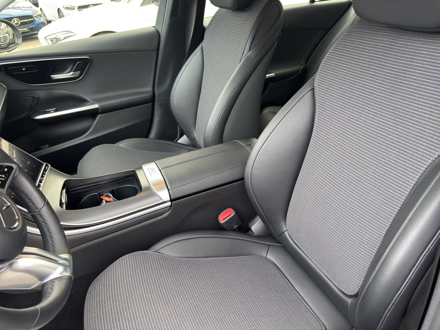 Mercedes-Benz C 220 d T Bild 21