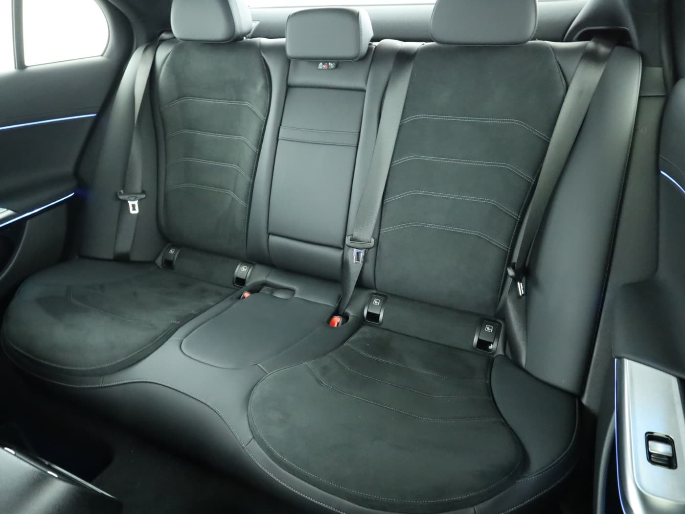 Mercedes-Benz E 200 Bild 18