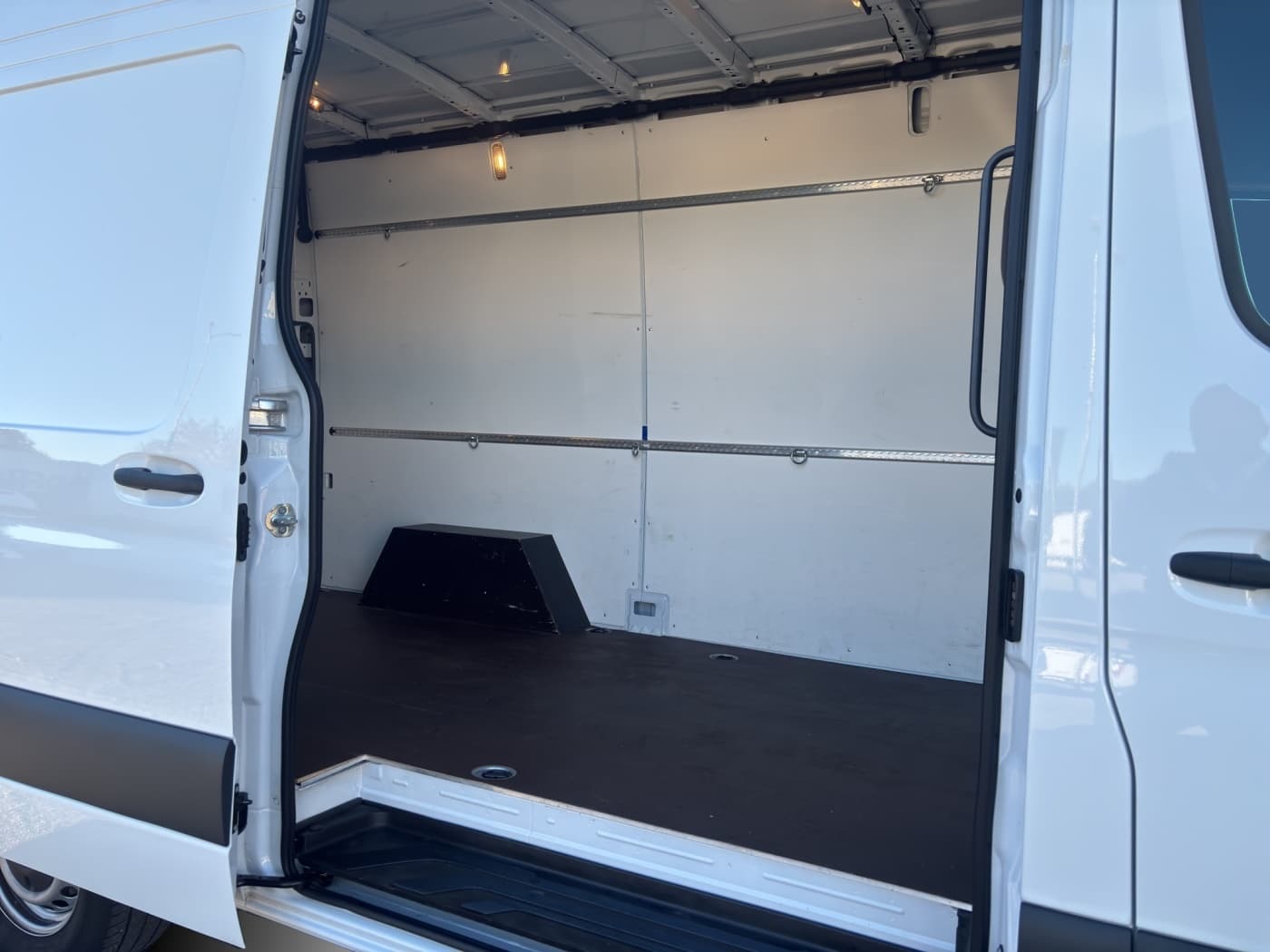 Mercedes-Benz Sprinter 317 CDI Kasten Bild 16