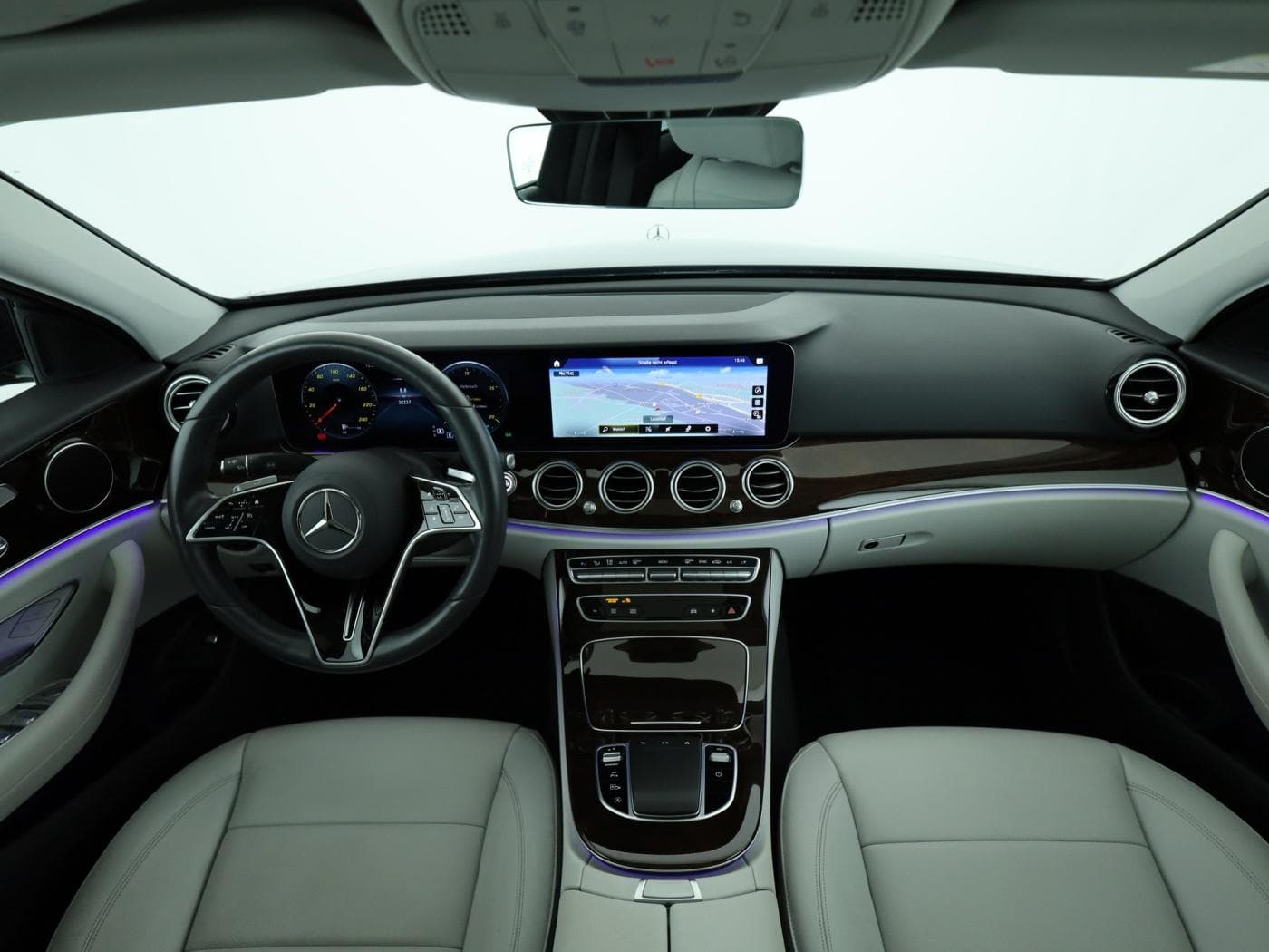 Mercedes-Benz E 450 4M Bild 19